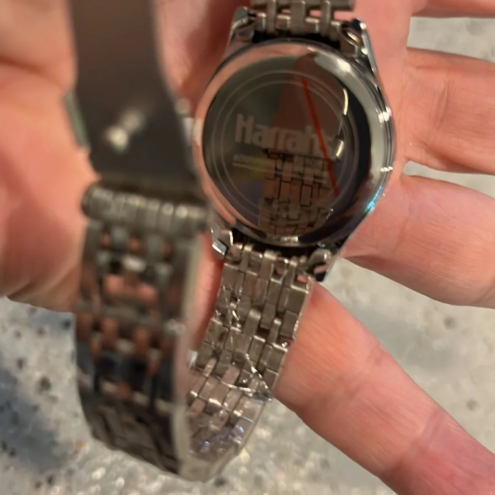 HARRAHS RESORT QUARTZ HIS AND HERS WRIST WATCHES NEW IN BOX